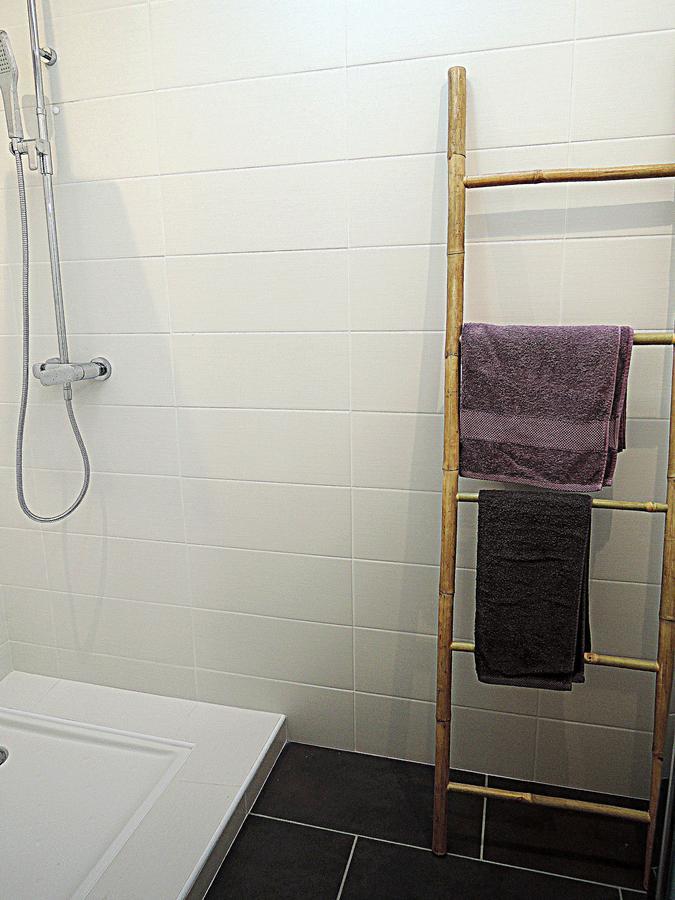 Logis Du Lievre D'Or Bed & Breakfast มงต์บาซง ภายนอก รูปภาพ