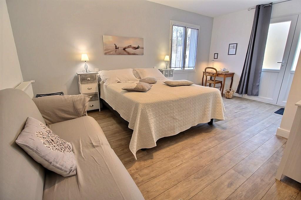 Logis Du Lievre D'Or Bed & Breakfast มงต์บาซง ภายนอก รูปภาพ