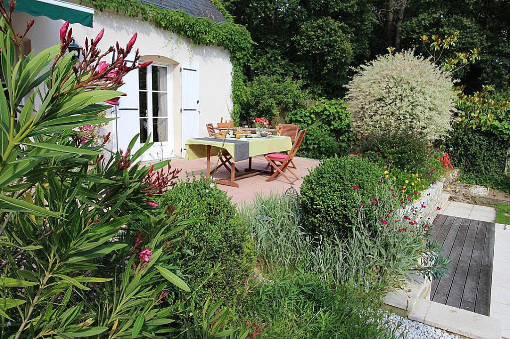 Logis Du Lievre D'Or Bed & Breakfast มงต์บาซง ภายนอก รูปภาพ